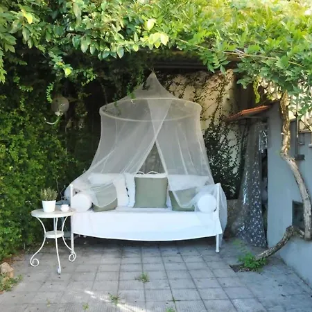 Charming With A Beautiful Italian Garden And Terraces Villa *