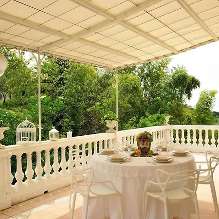 Vila Charming With A Beautiful Italian Garden And Terraces La Spezia