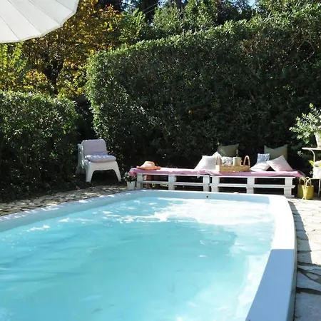 Vila Charming With A Beautiful Italian Garden And Terraces